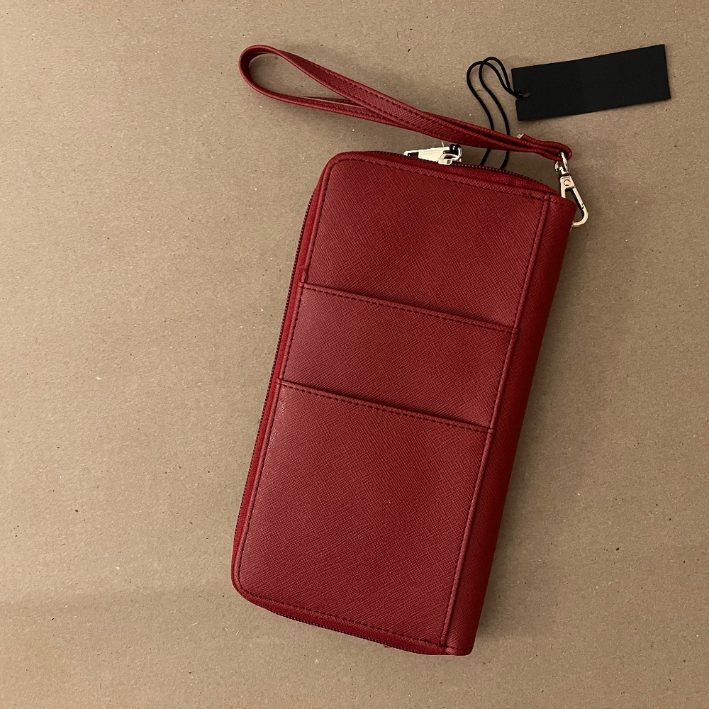 Matthew and Julian wallet